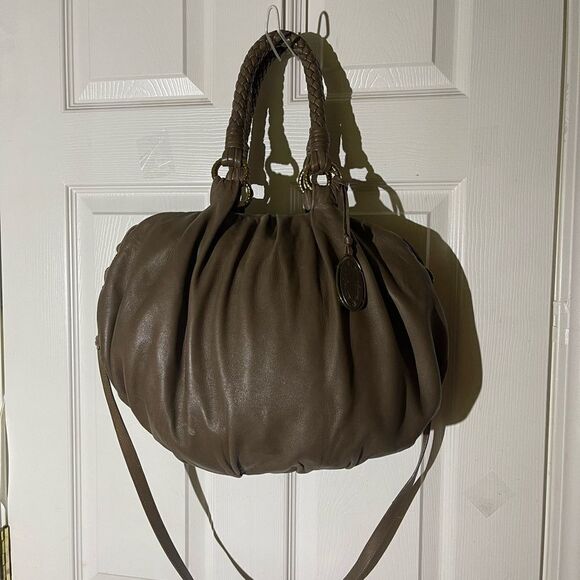 Ellie Tahari soft leather Brown large Satchel/ shoulder bag gold tone hardware - Picture 5 of 13